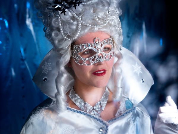 3 Tage Märchen-Wochenende: "Schneekönigin" im Thüringer Wald in Oberhof, Thüringen inkl. Halbpension Unkategorisiert online kaufen 3 Tage Märchen-Wochenende: "Schneekönigin" im Thüringer Wald in Oberhof, Thüringen inkl. Halbpension Unkategorisiert online kaufen