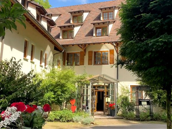 3 Tage Urlaub mit Familie, Freunden oder Freundinnen in Tengen, Baden-Württemberg inkl. Halbpension Unkategorisiert online kaufen 3 Tage Urlaub mit Familie, Freunden oder Freundinnen in Tengen, Baden-Württemberg inkl. Halbpension Unkategorisiert online kaufen