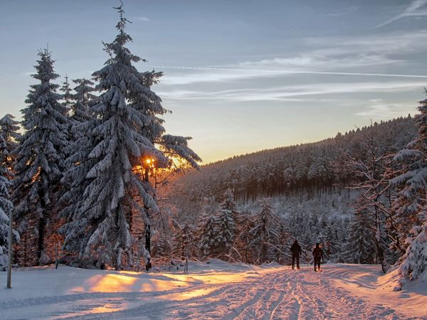 3 Tage Winterwandern am Rennsteig in Oberhof, Thüringen inkl. Halbpension Unkategorisiert online kaufen 3 Tage Winterwandern am Rennsteig in Oberhof, Thüringen inkl. Halbpension Unkategorisiert online kaufen