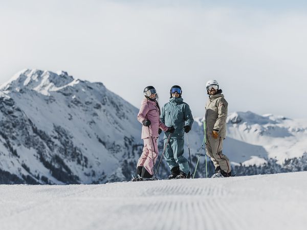 4 Tage Ski, Schnee & Wintergenuss – Auszeit in den Bergen von Saalbach, Salzburg inkl. Halbpension Unkategorisiert online kaufen 4 Tage Ski, Schnee & Wintergenuss – Auszeit in den Bergen von Saalbach, Salzburg inkl. Halbpension Unkategorisiert online kaufen