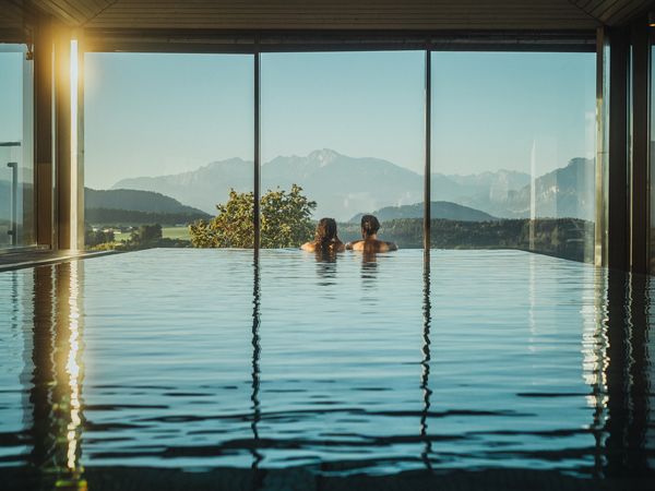 5 Tage Salzburg Stadt und Land - Auszeit mit Yoga & Infinity Pool in Elixhausen inkl. Frühstück Unkategorisiert online kaufen 5 Tage Salzburg Stadt und Land - Auszeit mit Yoga & Infinity Pool in Elixhausen inkl. Frühstück Unkategorisiert online kaufen