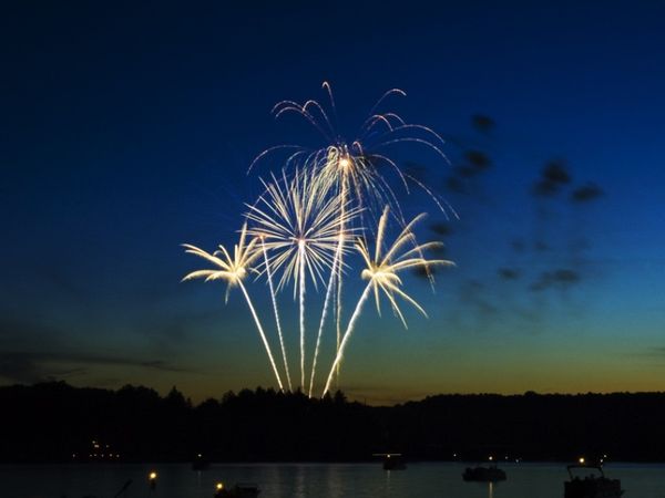 5 Tage Silvesterurlaub am Lübbesee, Saal Brandenburg in Templin inkl. Halbpension Unkategorisiert online kaufen 5 Tage Silvesterurlaub am Lübbesee, Saal Brandenburg in Templin inkl. Halbpension Unkategorisiert online kaufen