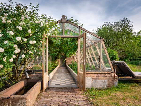 6 Tage Schlossurlaub Limburg – Romantik & Genuss pur in Baarlo inkl. Halbpension Unkategorisiert online kaufen