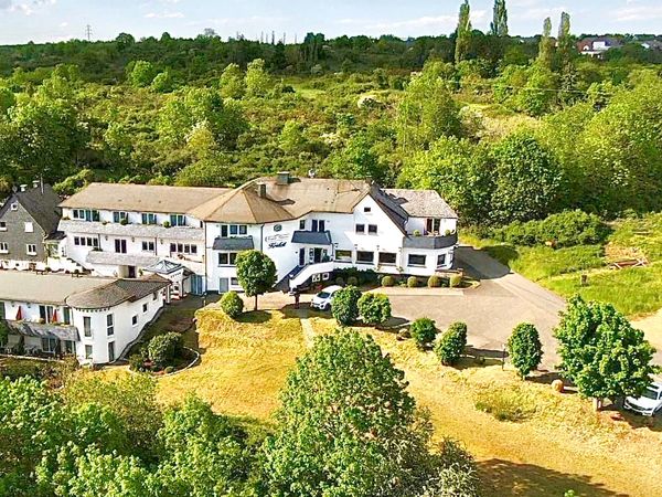 6 Tage Winterzeit im Kristall – 5 Nächte zur Weihnachtszeit 2026 in Idar-Oberstein, Rheinland-Pfalz inkl. Frühstück Unkategorisiert online kaufen 6 Tage Winterzeit im Kristall – 5 Nächte zur Weihnachtszeit 2026 in Idar-Oberstein, Rheinland-Pfalz inkl. Frühstück Unkategorisiert online kaufen