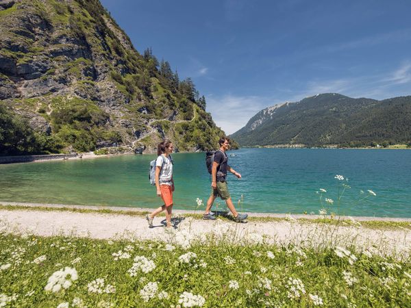 7 Tage Aktivurlaub mit Tennis, Wellness & HP in Tirol in Achenkirch inkl. Halbpension Unkategorisiert online kaufen 7 Tage Aktivurlaub mit Tennis, Wellness & HP in Tirol in Achenkirch inkl. Halbpension Unkategorisiert online kaufen