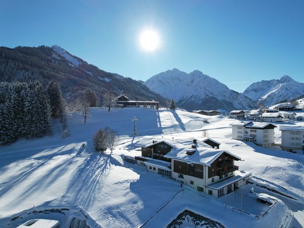 7 Tage Kleinwalsertal inkl. Halbpension in Hirschegg im Kleinwalsertal, Vorarlberg inkl. Halbpension Unkategorisiert online kaufen 7 Tage Kleinwalsertal inkl. Halbpension in Hirschegg im Kleinwalsertal, Vorarlberg inkl. Halbpension Unkategorisiert online kaufen