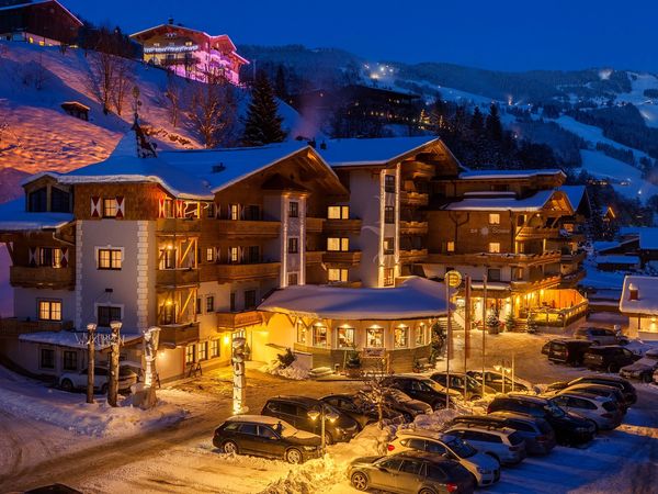 7 Tage Winterurlaub, Wellness & All-Inclusive in Saalbach inkl. kostenlosem Ski-Shuttle, Salzburg inkl. All Inclusive Unkategorisiert online kaufen 7 Tage Winterurlaub, Wellness & All-Inclusive in Saalbach inkl. kostenlosem Ski-Shuttle, Salzburg inkl. All Inclusive Unkategorisiert online kaufen