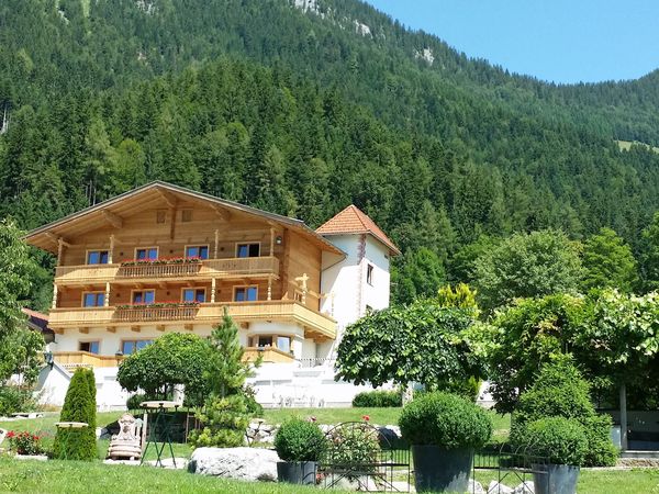 8 Tage 7=6 Mehr Urlaubstage für Sie | 1 Nacht kostenfrei in Söll, Tirol inkl. Halbpension Unkategorisiert online kaufen 8 Tage 7=6 Mehr Urlaubstage für Sie | 1 Nacht kostenfrei in Söll, Tirol inkl. Halbpension Unkategorisiert online kaufen