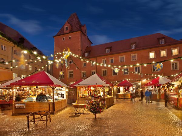 Funkelnde Adventszeit in Regensburg: 5 Tage, Bayern inkl. Frühstück Unkategorisiert online kaufen Funkelnde Adventszeit in Regensburg: 5 Tage, Bayern inkl. Frühstück Unkategorisiert online kaufen