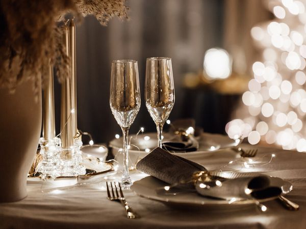 Funkelnde Schloss-Silvesternacht: 4 Tage mit Gala und Massage in Baden bei Wien, Niederösterreich inkl. Halbpension Plus Unkategorisiert online kaufen Funkelnde Schloss-Silvesternacht: 4 Tage mit Gala und Massage in Baden bei Wien, Niederösterreich inkl. Halbpension Plus Unkategorisiert online kaufen