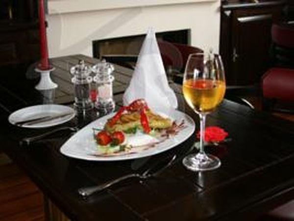 Ostsee-Gourmet-Auszeit für 3 Tage Ostsee-Urlaub in Ostseeheilbad Graal-Müritz, Mecklenburg-Vorpommern inkl. Halbpension Unkategorisiert online kaufen Ostsee-Gourmet-Auszeit für 3 Tage Ostsee-Urlaub in Ostseeheilbad Graal-Müritz, Mecklenburg-Vorpommern inkl. Halbpension Unkategorisiert online kaufen